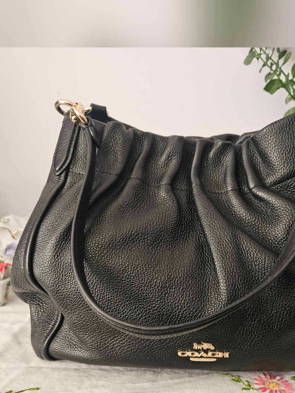 Gorgeous Gathered Grand Black Coach Leather Bag!